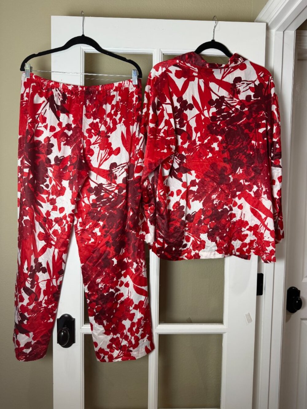 NATORI Wide Leg Red & White Botanical Floral Satin Print Pajama PJ Set Medium - Picture 7 of 12